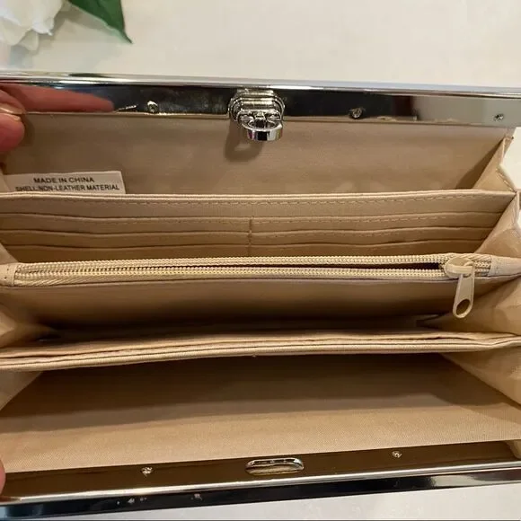 Clutch faux Alligator leather. 4 compartments 12 credit cards & zipper f… - Picture 14 of 14